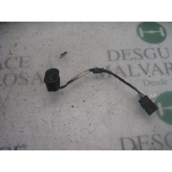 MANDO ELEVALUNAS TRASERO IZQUIERDO 