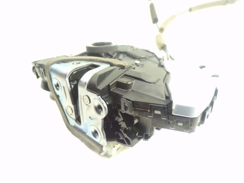 Recambio de cerradura puerta delantera izquierda para lexus ux (za10) 250h referencia OEM IAM 6904076041 BE0100616 BE0100616