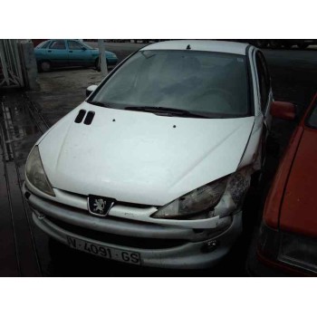 PEUGEOT 206 BERLINA