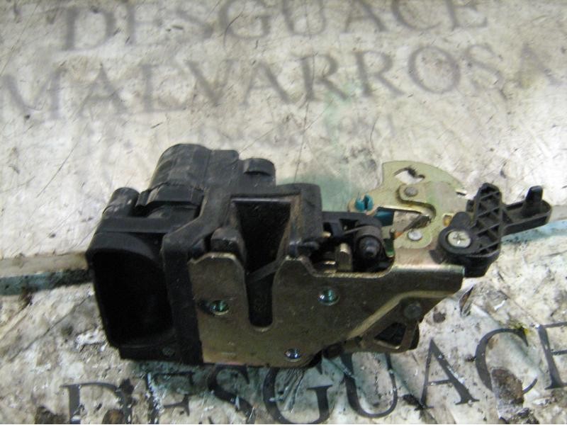 Recambio de cerradura puerta trasera izquierda para daewoo lanos 1.4 cat referencia OEM IAM   