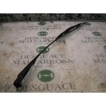 BRAZO LIMPIA DELANTERO DERECHO 