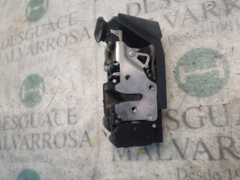 Recambio de cerradura puerta trasera izquierda para alfa romeo 156 1.9 jtd 16v progression referencia OEM IAM   