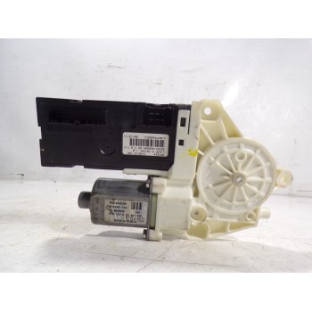 MOTOR ELEVALUNAS DELANTERO IZQUIERDO 807311065R 978399100 0130822330