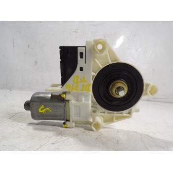 MOTOR ELEVALUNAS TRASERO DERECHO 827300007R 827300007R 