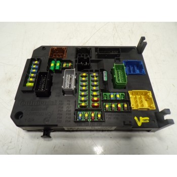 CAJA RELES / FUSIBLES 1667046180 A2C32427600 A2C32427600