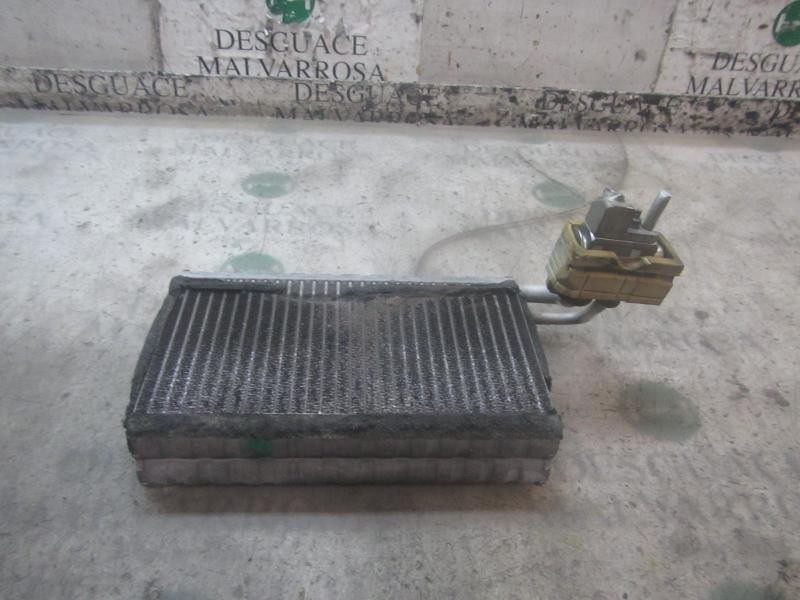 Recambio de evaporador aire acondicionado para bmw serie 5 berlina (e60) 525d referencia OEM IAM 64119238655  