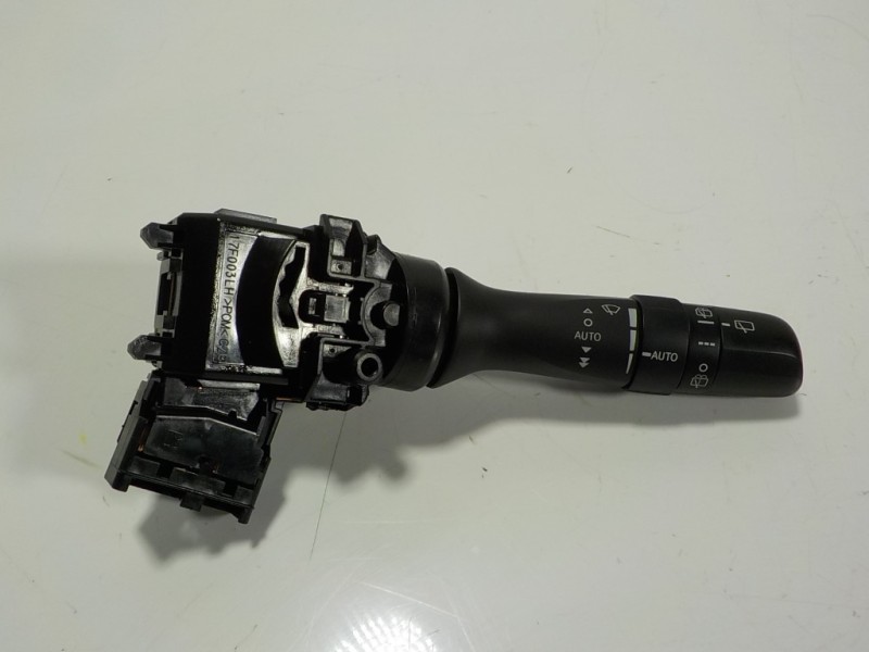 Recambio de mando limpia para toyota verso 1.6 16v cat referencia OEM IAM 8465205190 17F144 