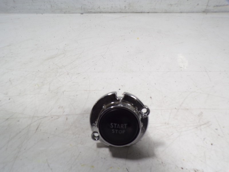 Recambio de modulo electronico para renault latitude 2.0 dci diesel fap referencia OEM IAM 251503211R  