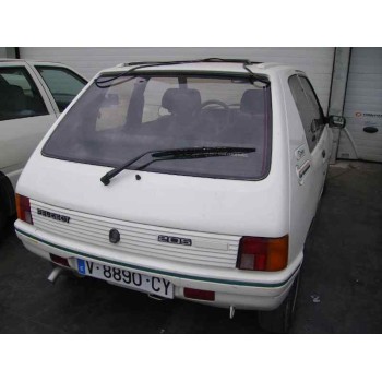 PEUGEOT 205 BERLINA