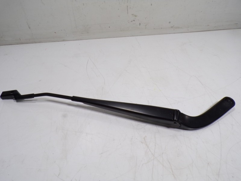 Recambio de brazo limpia delantero izquierdo para seat leon sportstourer (kl8) xcellence referencia OEM IAM 5FB955409  