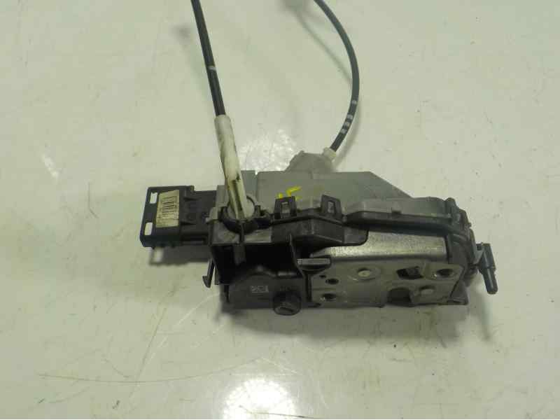 Recambio de cerradura puerta trasera izquierda para peugeot 308 sw 1.6 16v hdi fap referencia OEM IAM 9800617580  