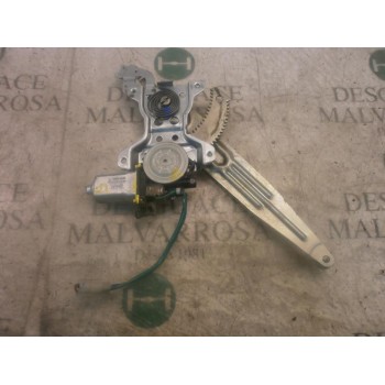 ELEVALUNAS TRASERO DERECHO 