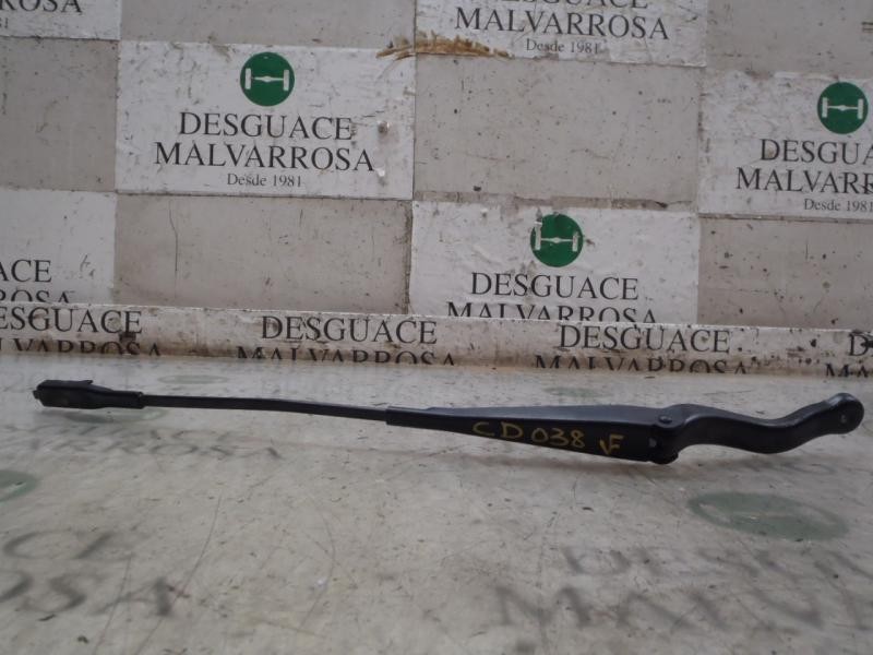 Recambio de brazo limpia delantero derecho para opel corsa d enjoy referencia OEM IAM   