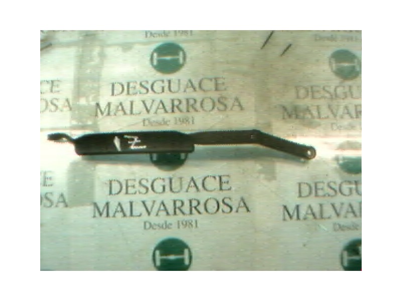 Recambio de brazo limpia delantero izquierdo para audi 80/90 (893) 90 referencia OEM IAM   