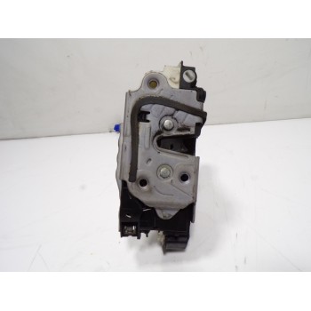 CERRADURA PUERTA TRASERA IZQUIERDA 5K4839015AF 15E5K4839015AF 