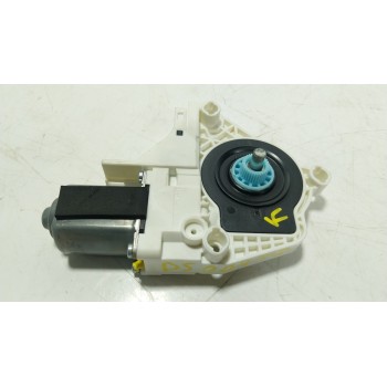 MOTOR ELEVALUNAS TRASERO IZQUIERDO 8K0959811A 8K0959811A 
