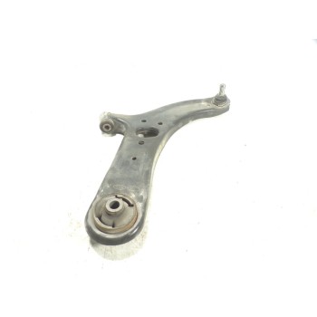 BRAZO SUSPENSION INFERIOR DELANTERO DERECHO 