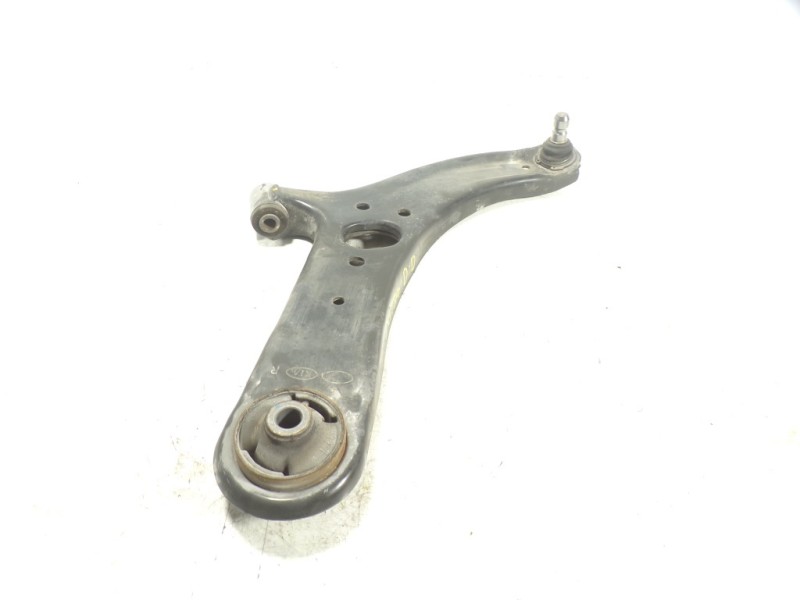 Recambio de brazo suspension inferior delantero derecho para kia rio 1.1 crdi cat referencia OEM IAM   