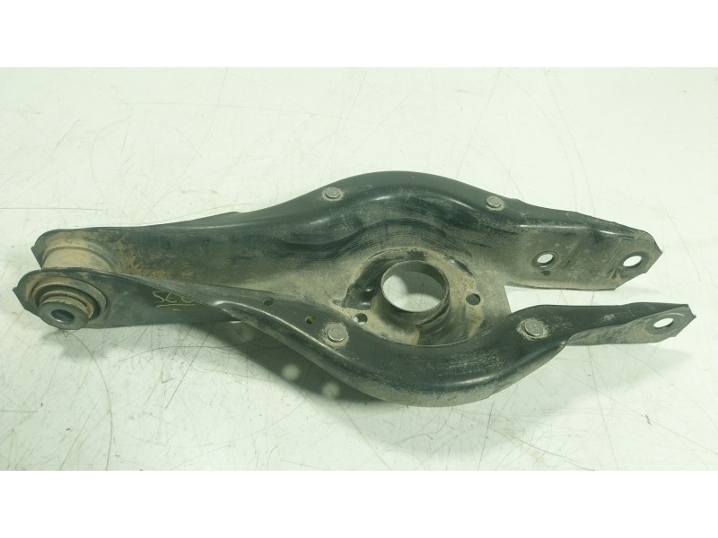 Recambio de brazo suspension inferior trasero derecho para bmw 4 coupé (f32, f82) 420 d referencia OEM IAM 33326884694  