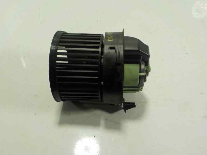 Recambio de motor calefaccion para peugeot 308 sw 1.6 16v hdi fap referencia OEM IAM 6441CZ  