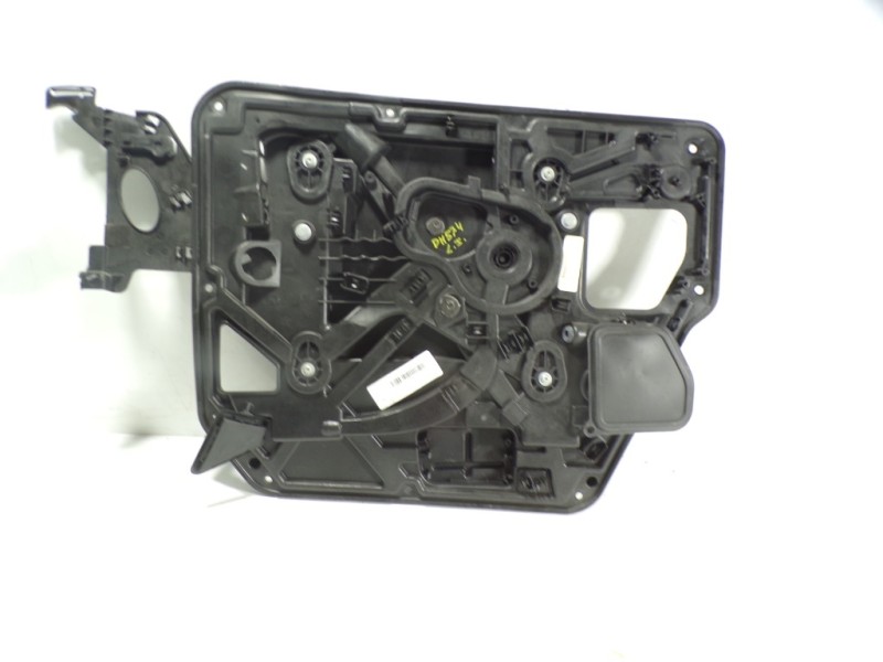 Recambio de elevalunas trasero izquierdo para lancia voyager (404) 2.8 16v crd cat referencia OEM IAM K68195955AA 3016660N 30166