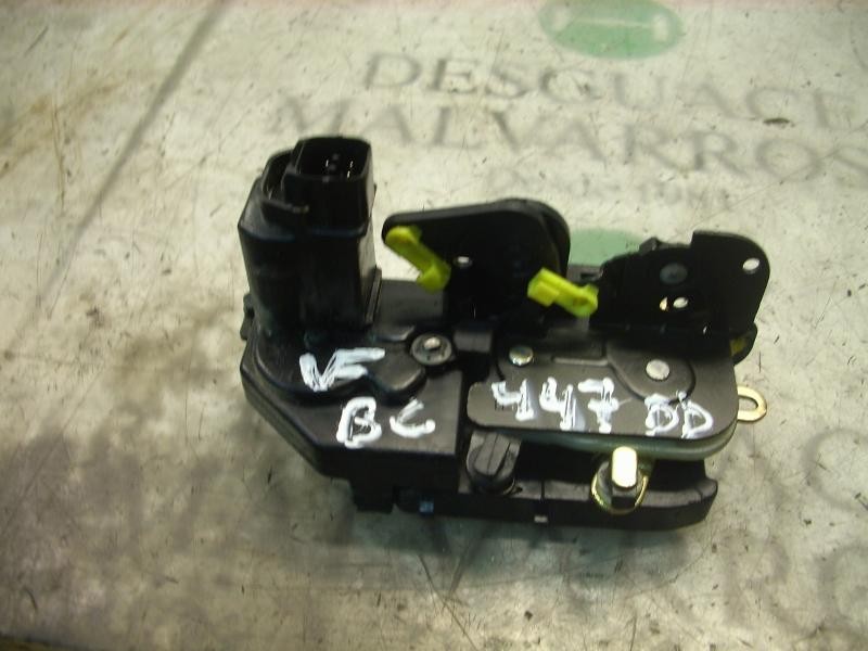 Recambio de cerradura puerta delantera derecha para hyundai getz (tb) 1.3 gls edition-plus referencia OEM IAM 813201C222  