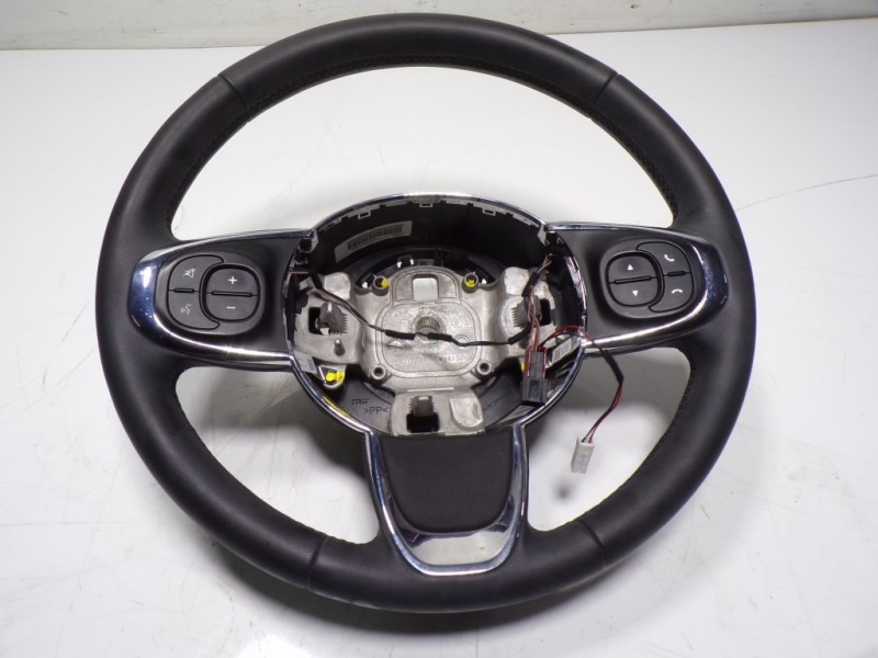 Recambio de volante para fiat nuova 500 (150) 1.2 cat referencia OEM IAM 735712563 34211935C 