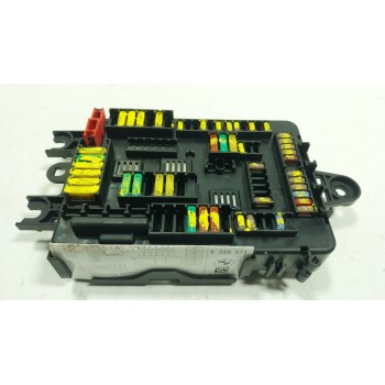 CAJA RELES / FUSIBLES 61149259466 6114938907001 