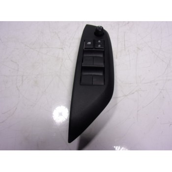 MANDO ELEVALUNAS DELANTERO IZQUIERDO 840400D020 840400D020 