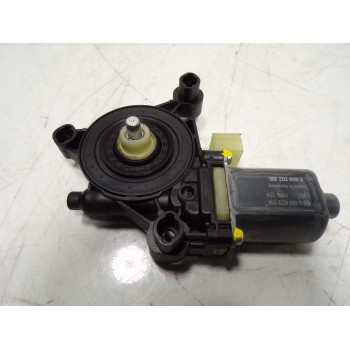 MOTOR ELEVALUNAS DELANTERO DERECHO 5Q0959802B 0130822716 0130822716