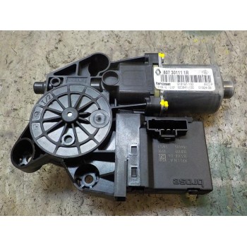 MOTOR ELEVALUNAS DELANTERO DERECHO 807301111R 807301111R 