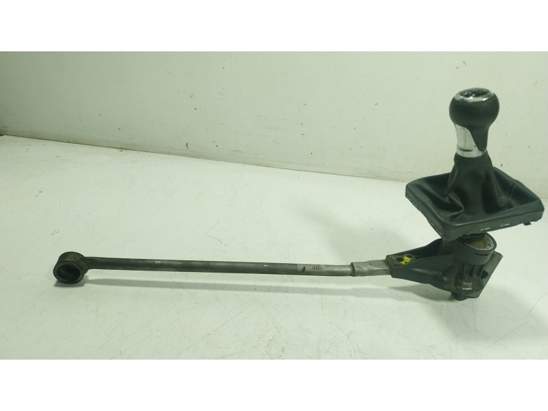 Recambio de palanca cambio para audi a5 sportback (8ta) 2.0 tdi referencia OEM IAM 8K0711055K 8K0711271E 