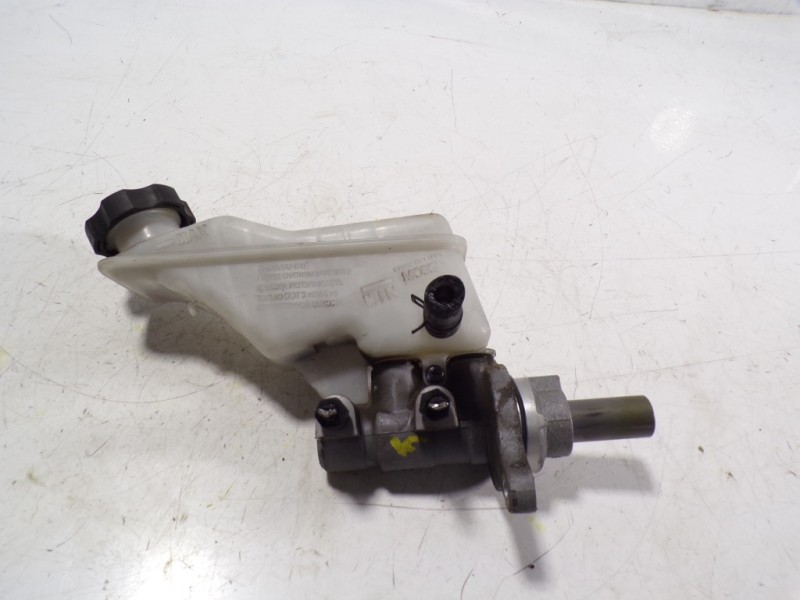 Recambio de bomba freno para hyundai tucson essence bluedrive 2wd referencia OEM IAM 58510D7100  