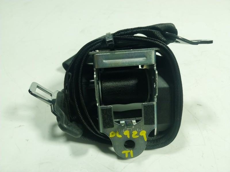 Recambio de cinturon seguridad trasero izquierdo para maserati levante 3.0 v6 twinturbo cat referencia OEM IAM  634166800 