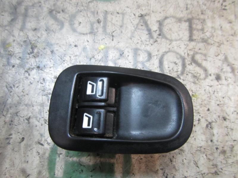 Recambio de mando elevalunas delantero izquierdo para peugeot 206 berlina 1.4 referencia OEM IAM   