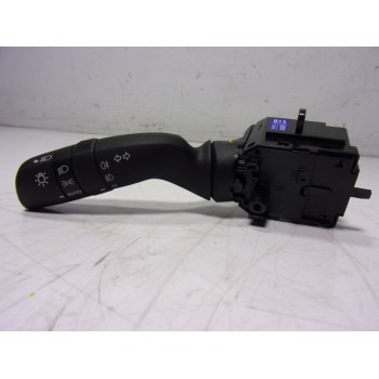 MANDO LUCES 8432902040 02D70 