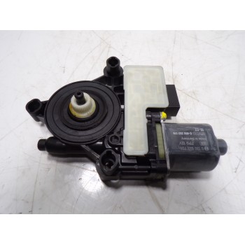MOTOR ELEVALUNAS TRASERO IZQUIERDO 5Q0959811E 5Q0959812E 0130822724