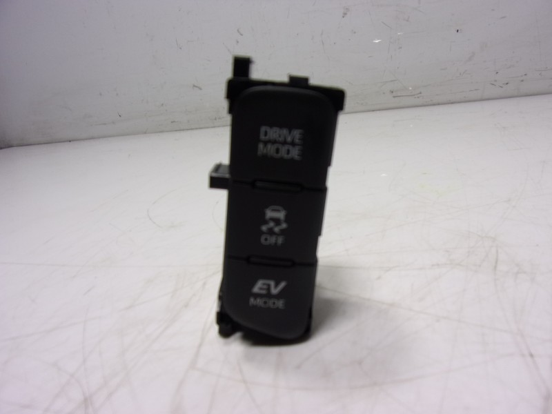 Recambio de mando multifuncion para toyota yaris 1.5 vvti hev referencia OEM IAM 84970K0020 230216 