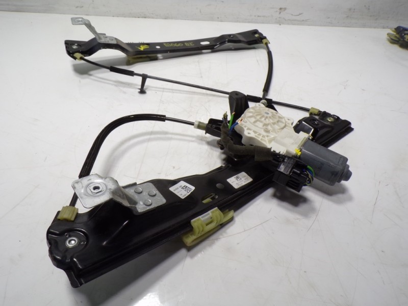 Recambio de elevalunas delantero izquierdo para ford focus lim. 1.5 tdci cat referencia OEM IAM 1870698 BM51A23201BF 