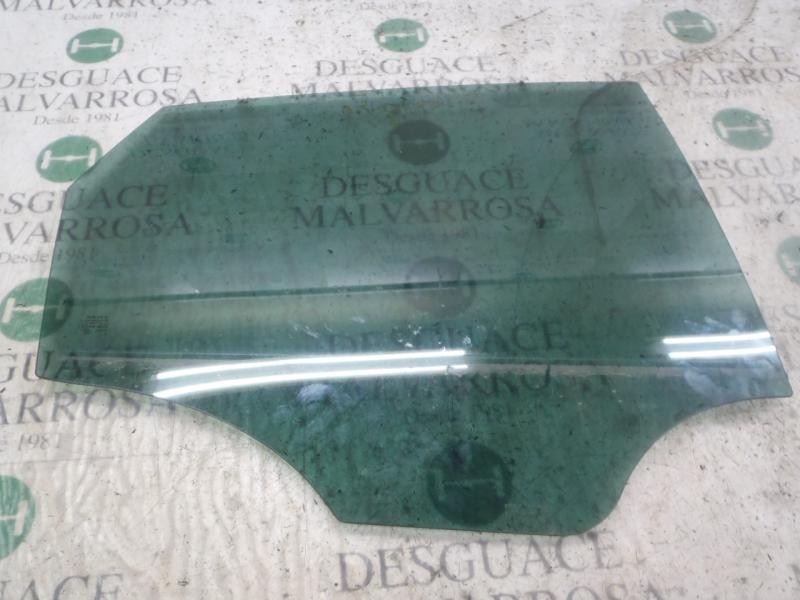 Recambio de cristal puerta trasero derecho para seat ibiza st (6j8) 1.2 tsi referencia OEM IAM 6J8845206B  