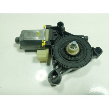 MOTOR ELEVALUNAS DELANTERO IZQUIERDO 5Q0959802B 5Q0959802B 