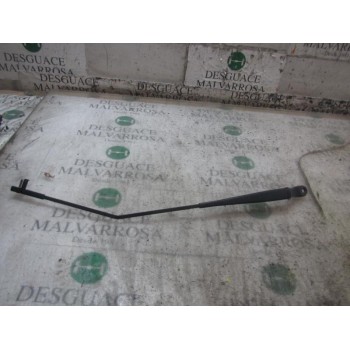 BRAZO LIMPIA DELANTERO DERECHO 