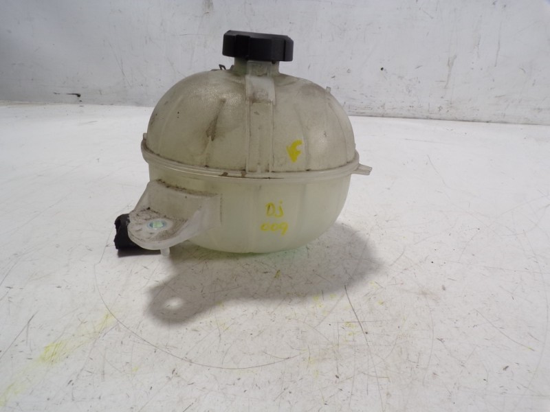 Recambio de deposito expansion para hyundai tucson essence bluedrive 2wd referencia OEM IAM 25431D3500  