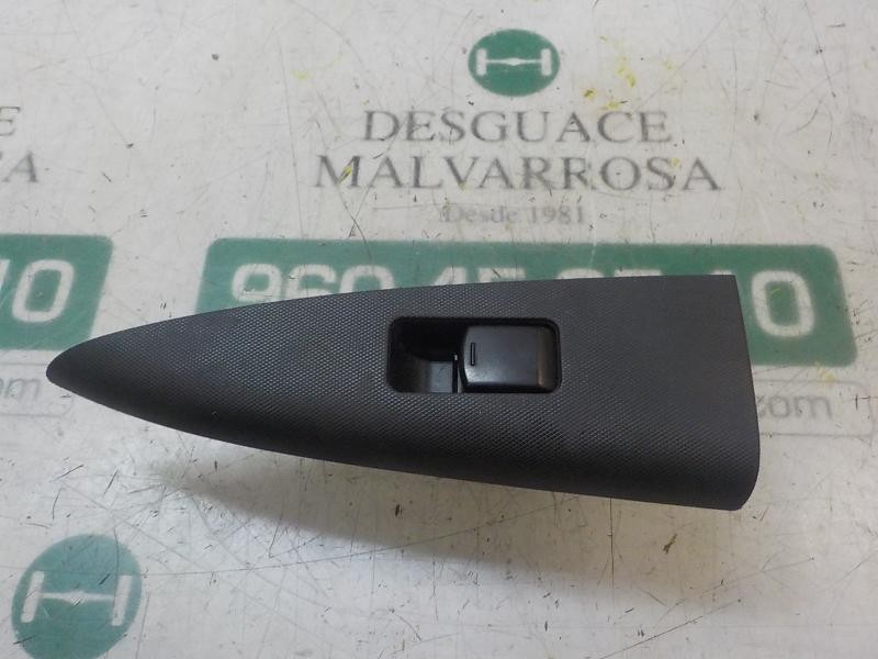 Recambio de mando elevalunas trasero derecho para nissan note (e11e) 1.5 dci turbodiesel cat referencia OEM IAM 829609U10B  