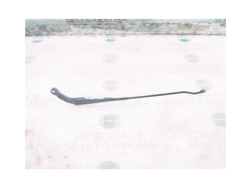 Recambio de brazo limpia delantero derecho para mg serie 45 (rt) classic (4-ptas.) referencia OEM IAM   