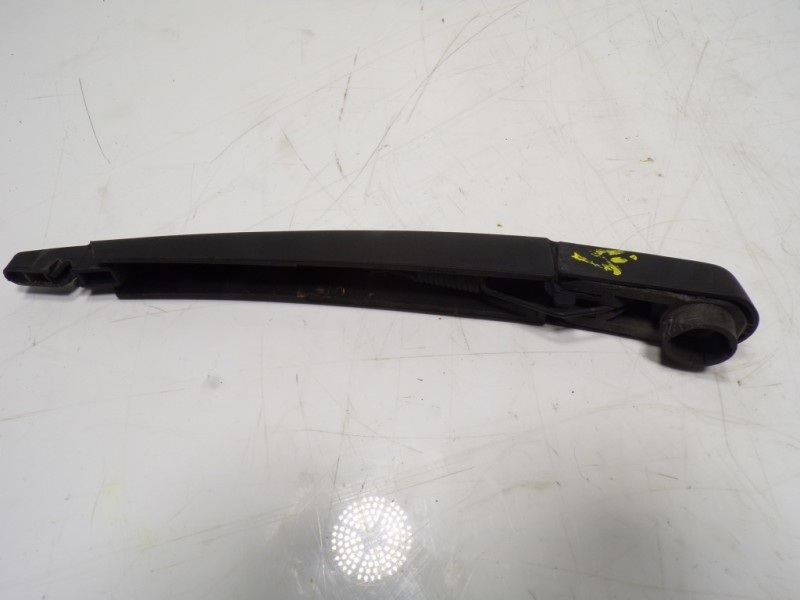 Recambio de brazo limpia trasero para citroën c3 1.4 hdi referencia OEM IAM 6429HE  
