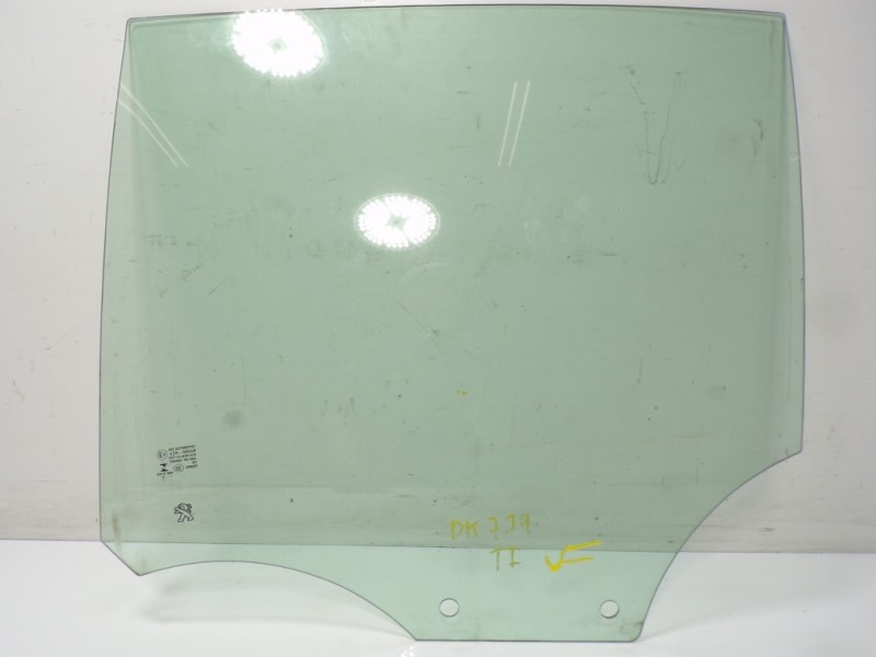 Recambio de cristal puerta trasero izquierdo para opel corsa f 1.2 referencia OEM IAM   