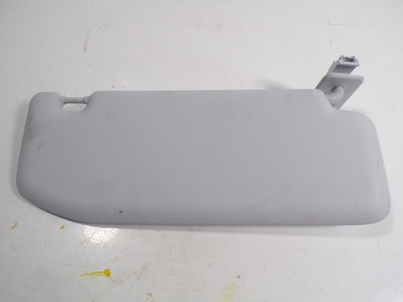 Recambio de parasol izquierdo para peugeot 208 1.2 12v e-vti referencia OEM IAM 16125932PR  