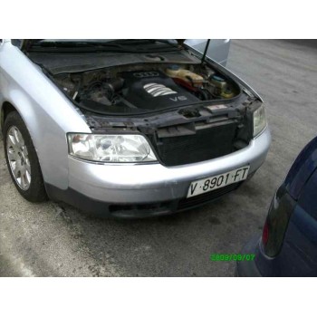 AUDI A6 BERLINA (4B2)