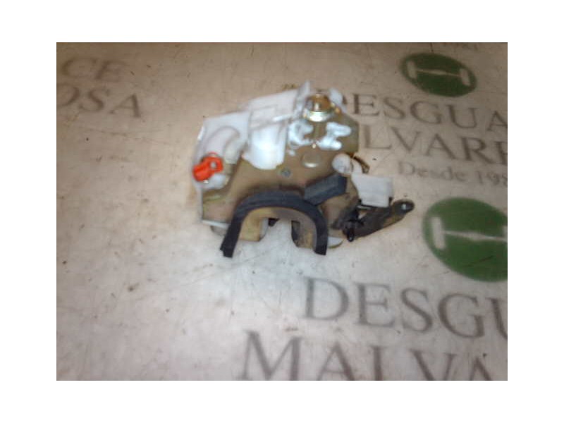 Recambio de cerradura puerta trasera izquierda para nissan primera berlina (p11) elegance referencia OEM IAM   